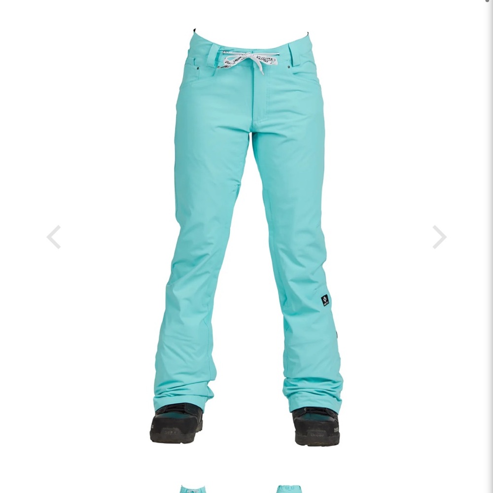 Nikita ski pants